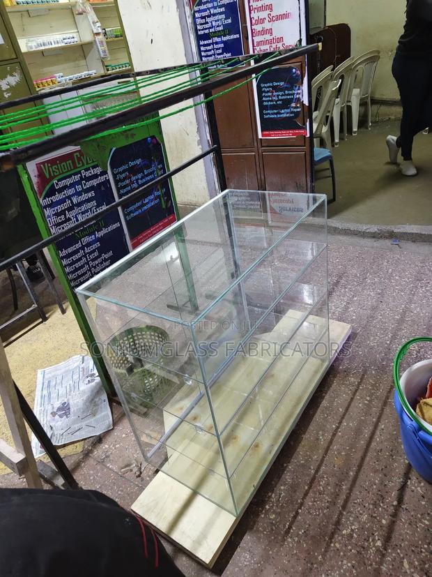 Glass Top Counter - thumbnail 2