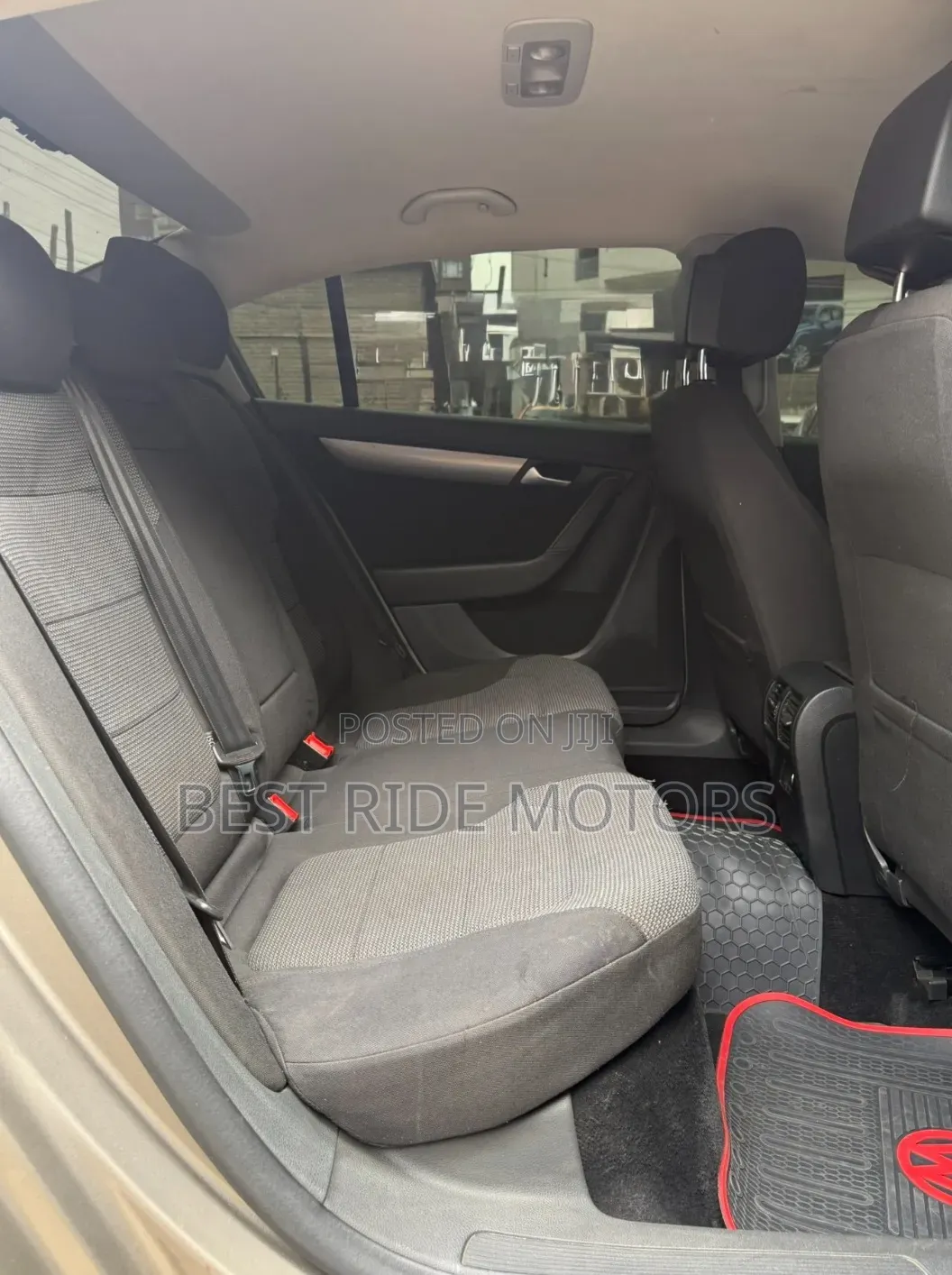 Volkswagen Passat S 4dr Sedan (1.8L 4cyl 6A) 2014 Silver