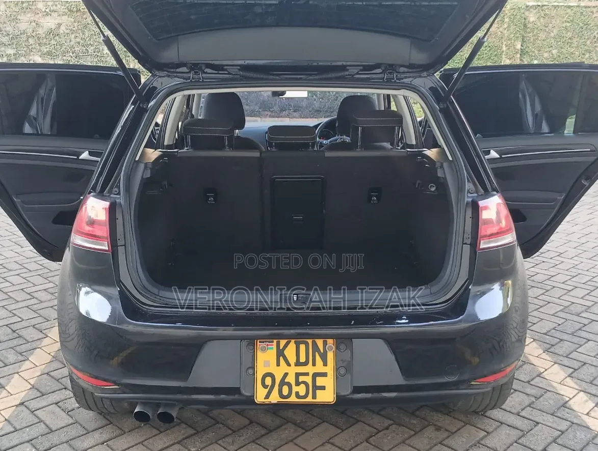 Volkswagen Golf 2016 Black