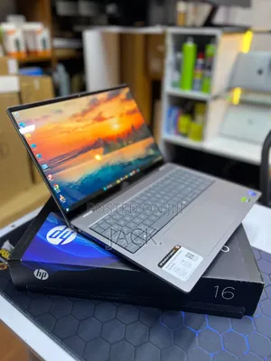 Laptop HP OmniBook Ultra Flip 16" 32GB Intel Core Ultra 7 SSD 2T