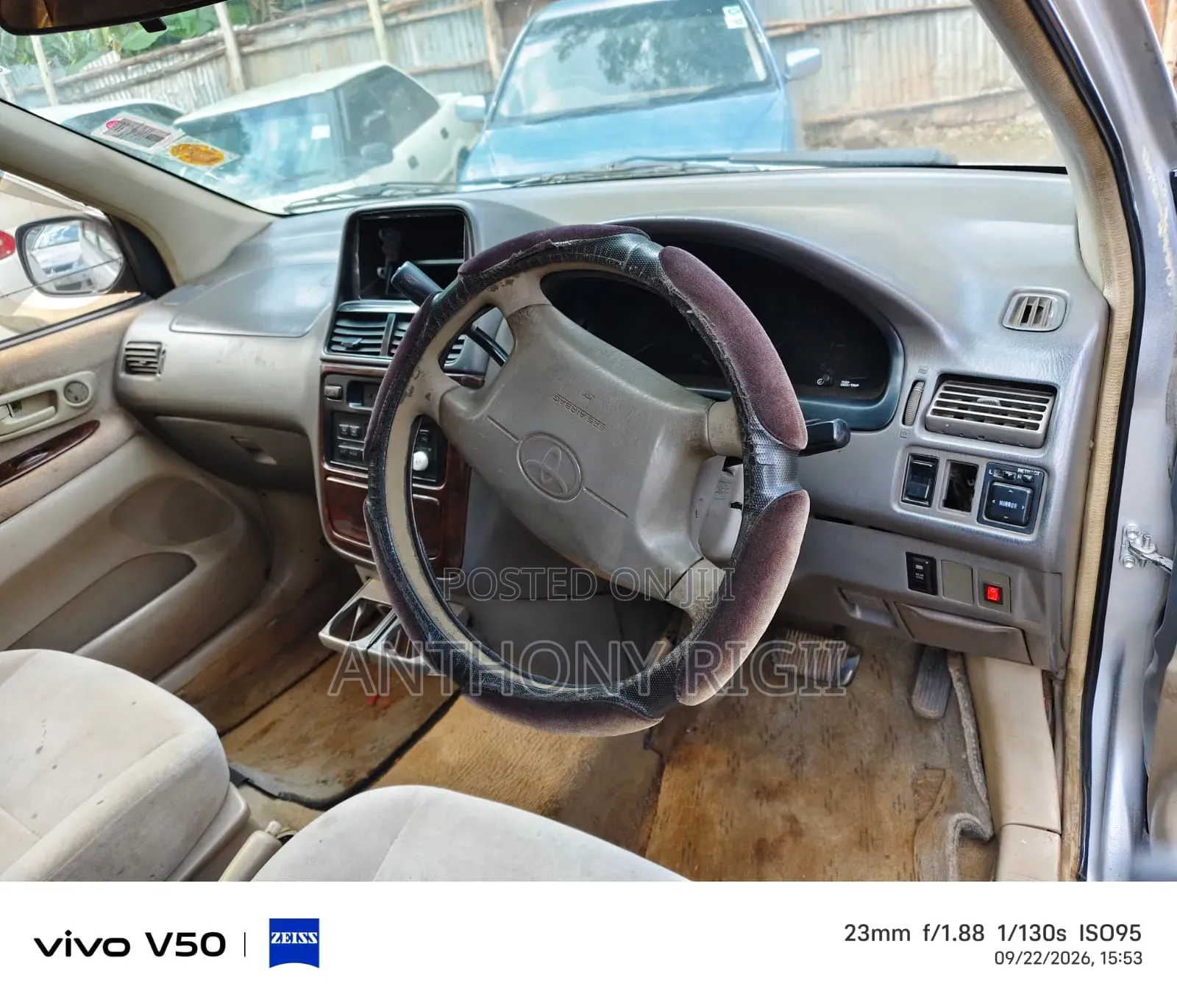 Toyota Ipsum 2000 Silver