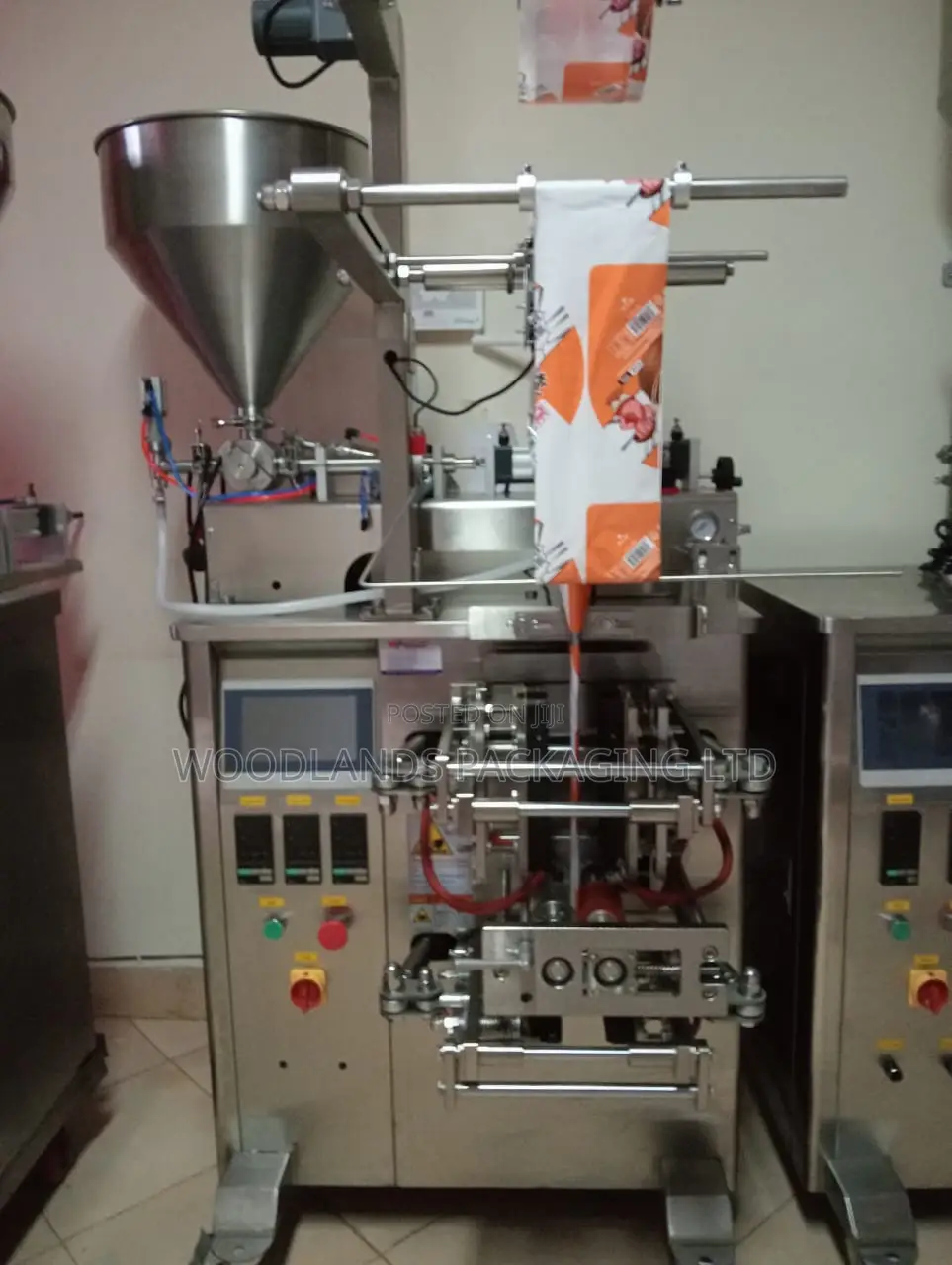 Paste Filling Satchet Machine