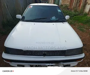 Toyota Corolla 1993 White