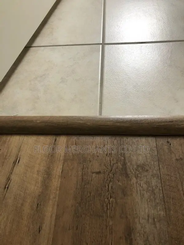 Floor Edge Quarter Round