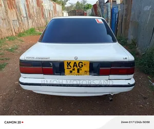 Toyota Corolla 1993 White