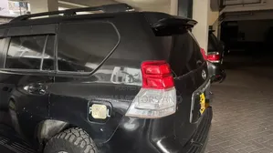 Toyota Land Cruiser Prado 2011 Black