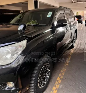 Toyota Land Cruiser Prado 2011 Black