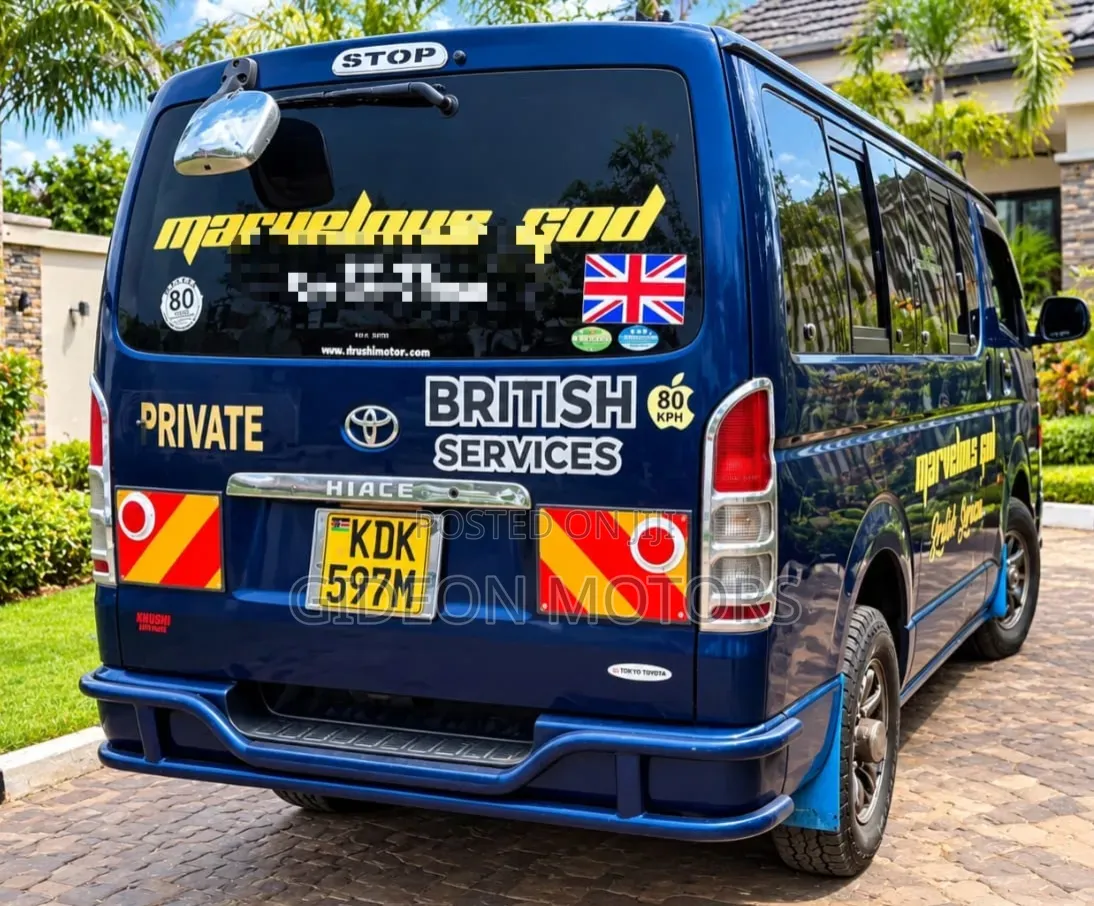 Toyota HiAce 2015 Blue