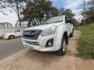 Isuzu D-MAX 2024 White