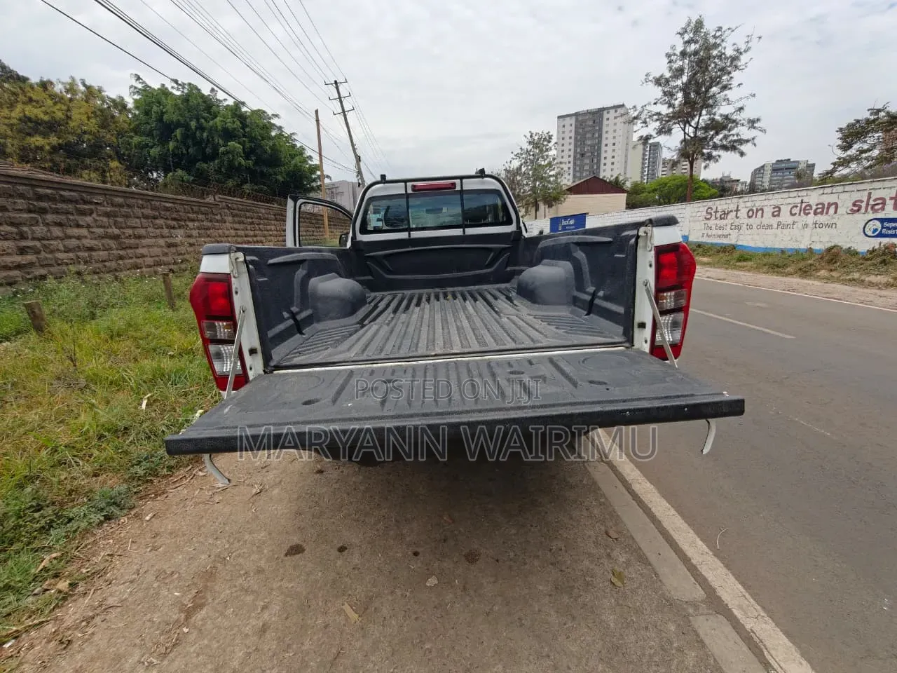 Isuzu D-MAX 2024 White