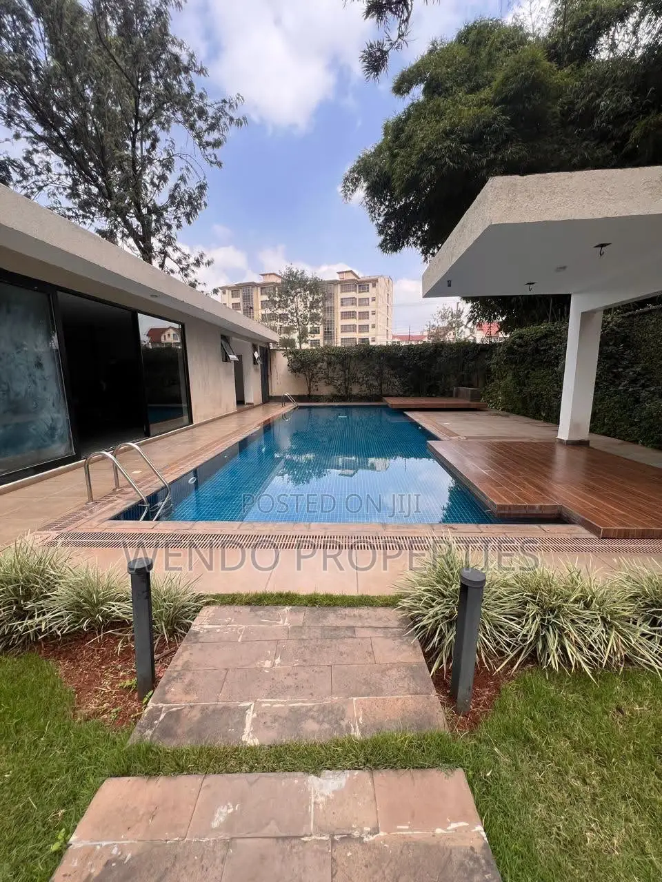 2bdrm Apartment in Valley Arcade for rent