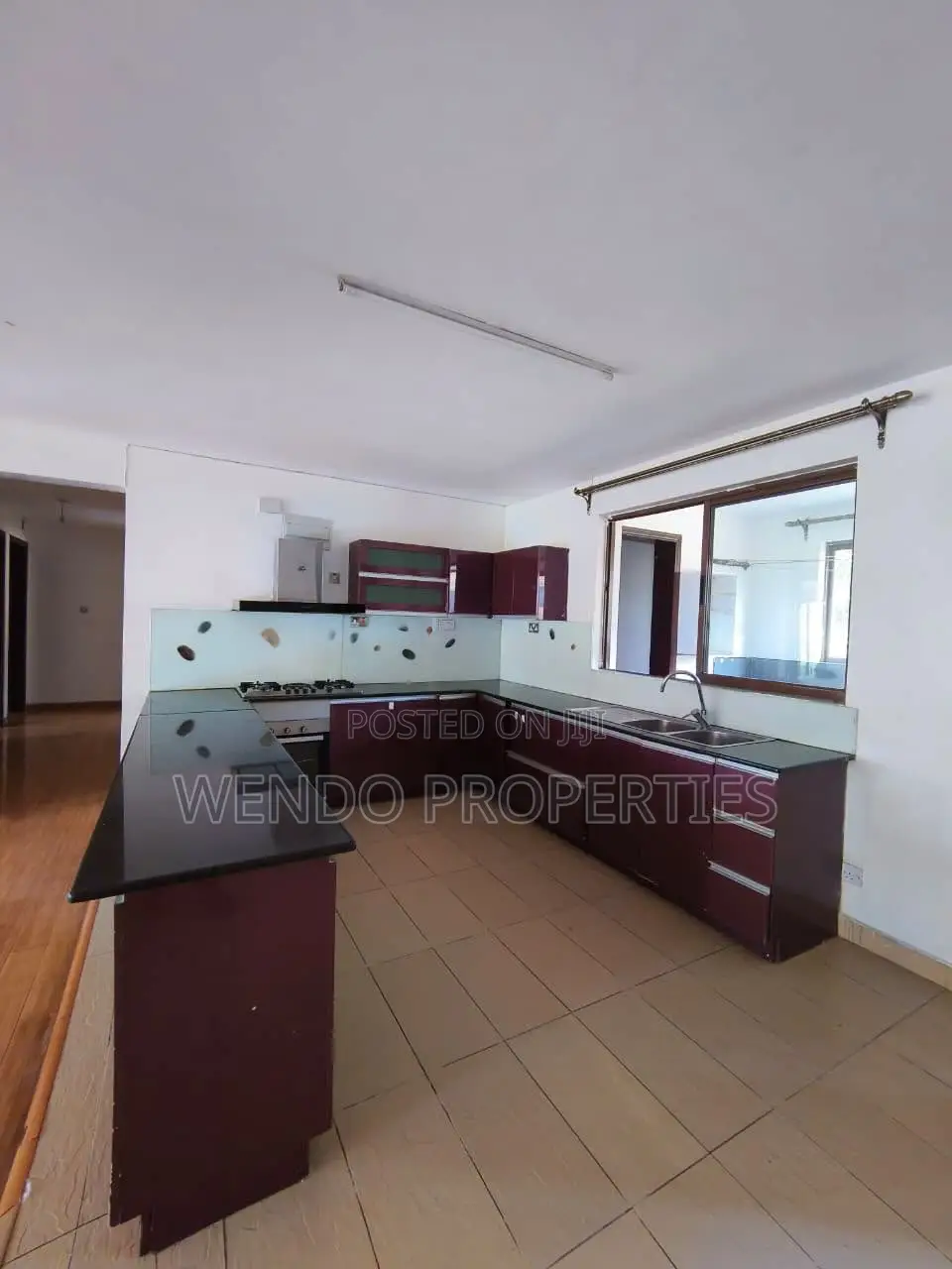 3bdrm Apartment in Valley Arcade for rent