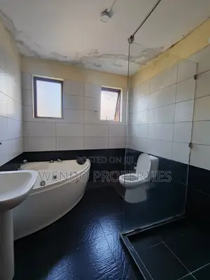 3bdrm Apartment in Valley Arcade for rent