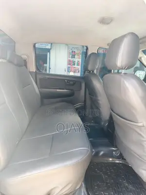 Toyota Hilux 2014 White