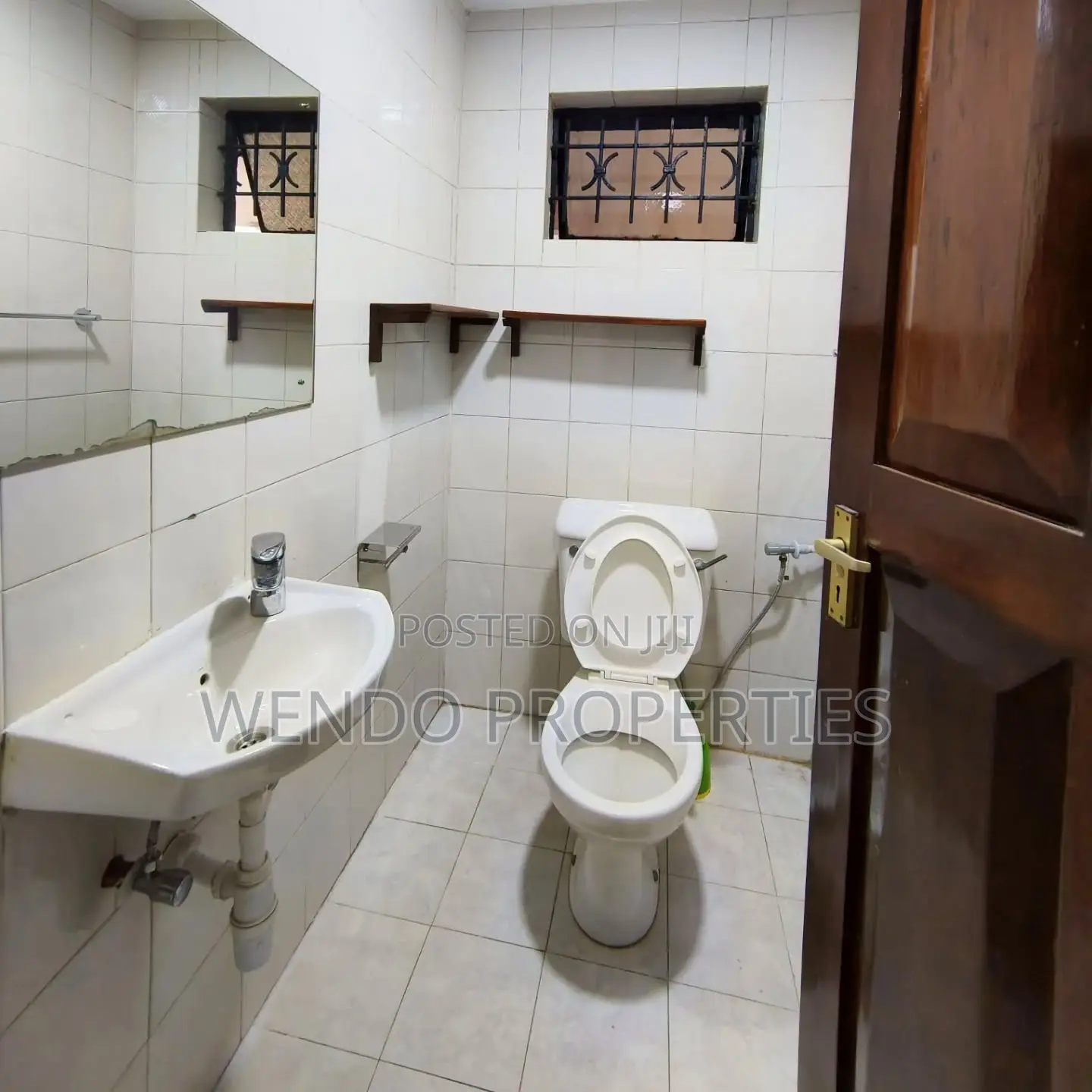 3bdrm Duplex in Hurlingham for rent