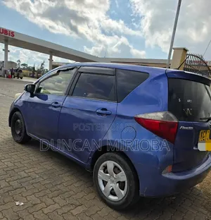 Toyota Ractis 2012 Blue