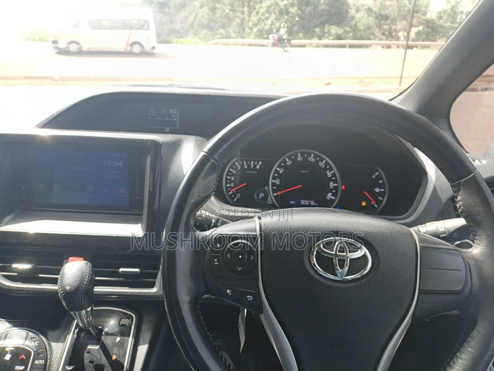 Toyota Noah 2015 Black