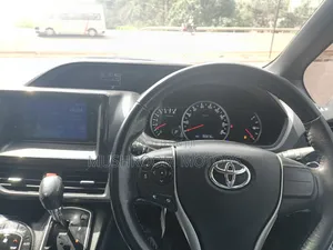 Toyota Noah 2015 Black