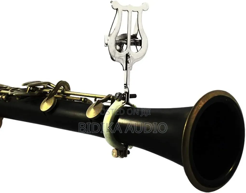 New Clarinet Lyre