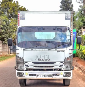 Isuzu NQR 2022 Model – Fibre Closed Body
