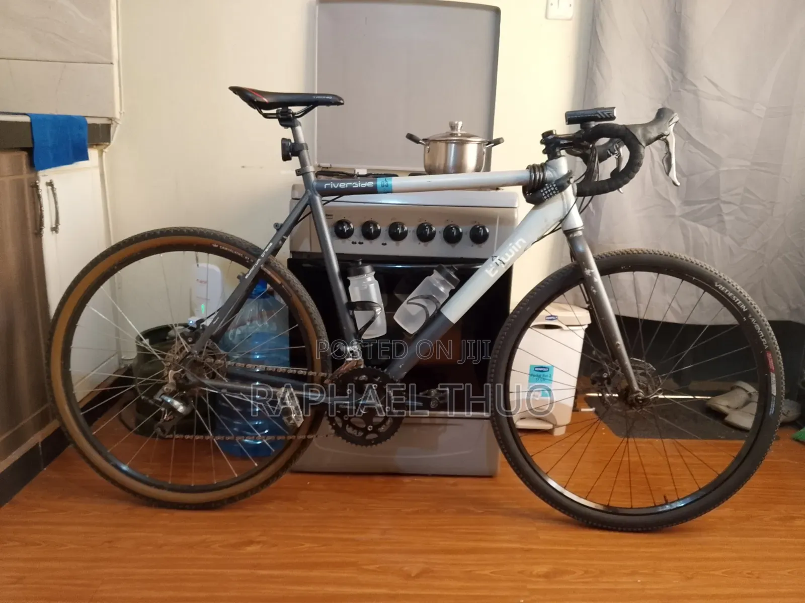 B-Twin Riverside Gravel Bike