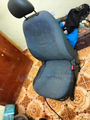 Toyota Vitz Right Front Seat XP10 1999-2005 Yaris Platz Ex-Japan