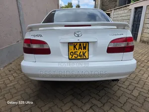 Toyota Corolla Sedan Automatic 1998 White