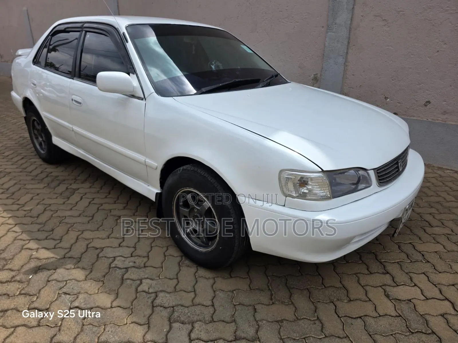 Toyota Corolla Sedan Automatic 1998 White