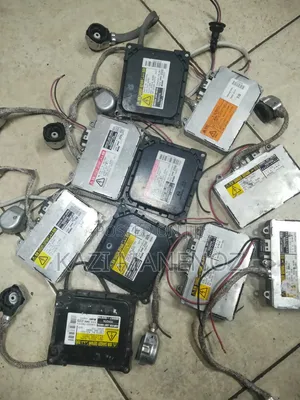 Headlight Computer Ballasts,bulbs and Bulb Holders Available