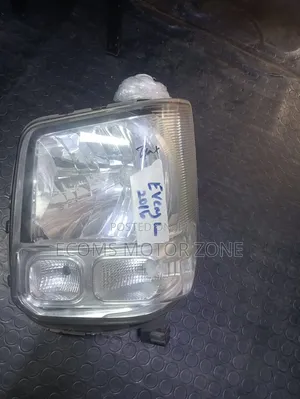 Suzuki Every 2015 Headlight