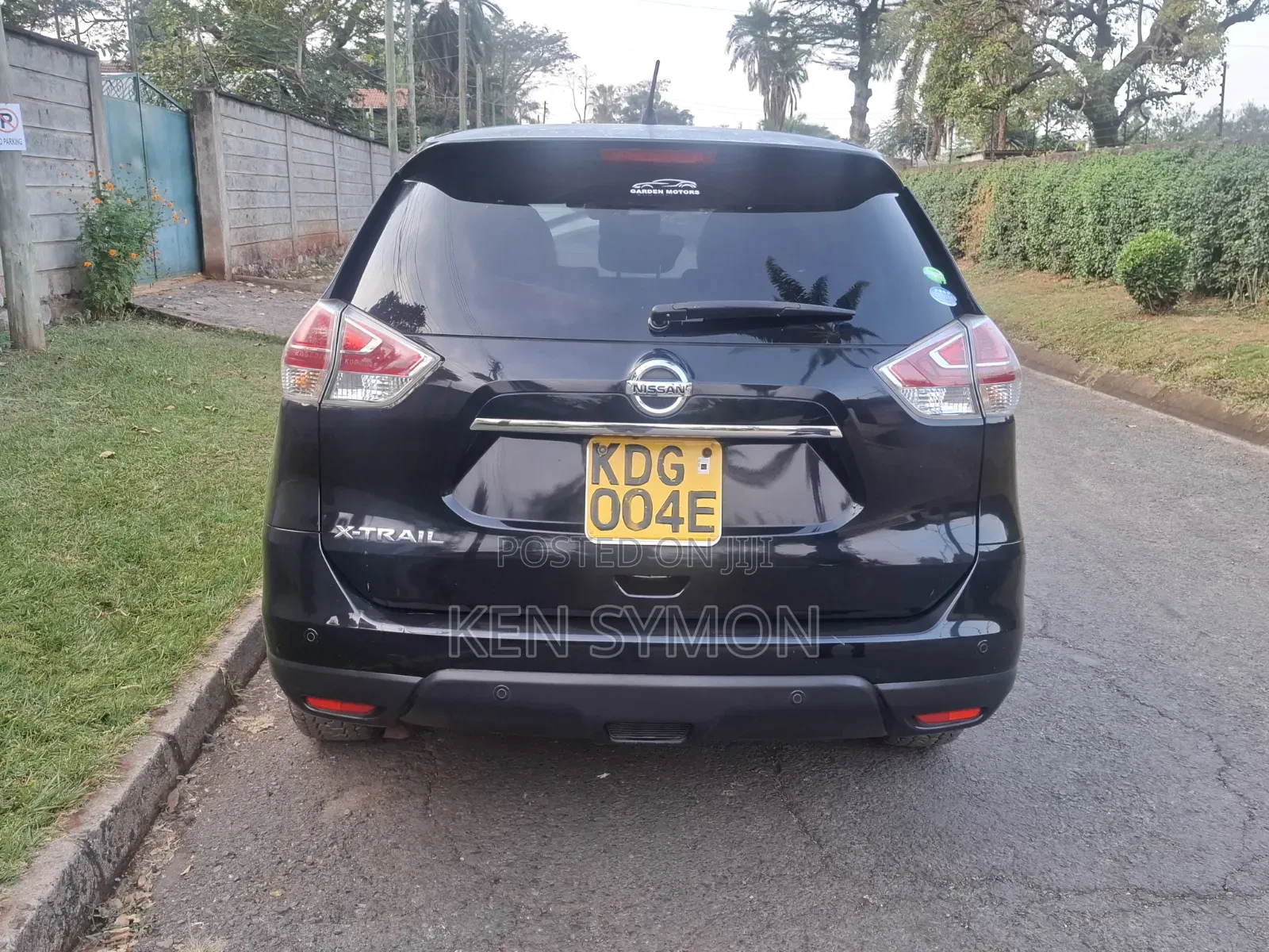 Nissan X-Trail 2.0 Petrol AWD 2015 Matt Black