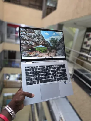 Laptop HP EliteBook x360 1040 G10 16GB Intel Core i7 SSD 512GB