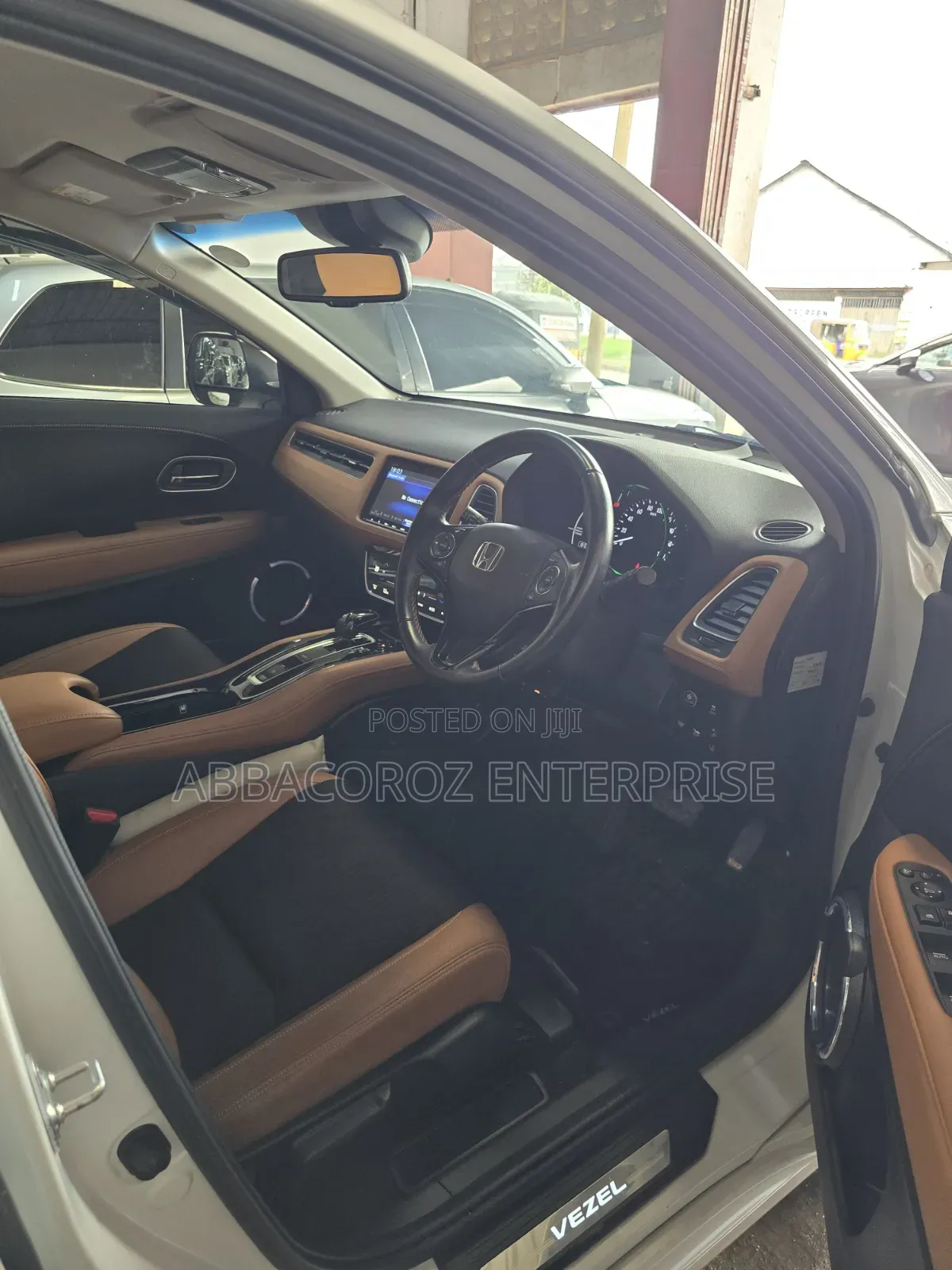 Honda Vezel 2019 White