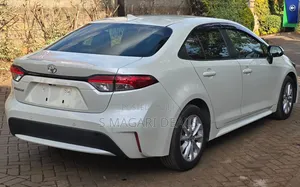 Toyota Corolla 2020 White