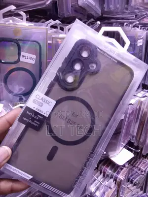 Black Classic Translucent MagSafe Case for Samsung Galaxy S25 FE