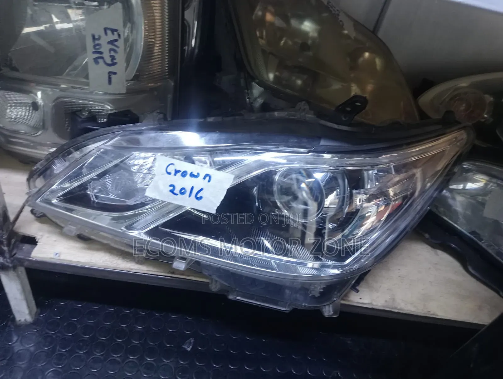 Toyota Crown 2016 Headlight Letter A