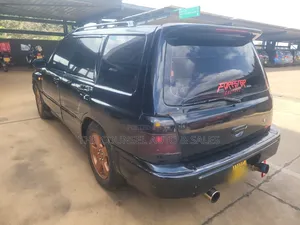 Subaru Forester 2000 Black