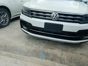 Volkswagen Tiguan 2.0T SEL Premium R-Line AWD 4MOTION 2019 White