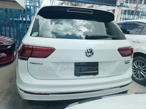 Volkswagen Tiguan 2.0T SEL Premium R-Line AWD 4MOTION 2019 White