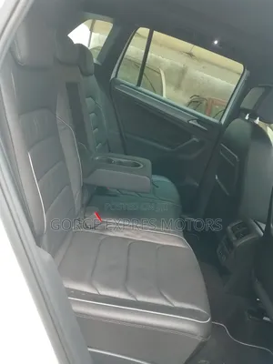Volkswagen Tiguan 2.0T SEL Premium R-Line AWD 4MOTION 2019 White