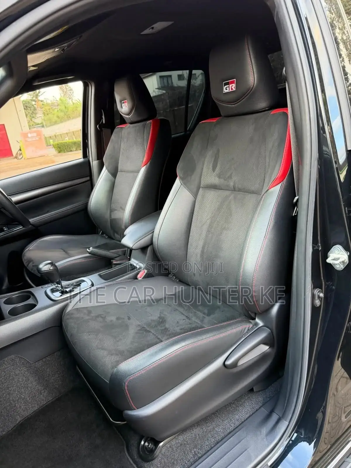 Toyota Hilux Revo Double Cab Deisel 2.4 AWD 2022 Black