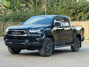 Toyota Hilux Revo Double Cab Deisel 2.4 AWD 2022 Black