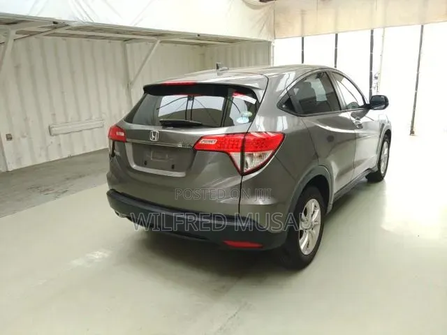Honda Vezel 1.5 2WD 2020 Brown