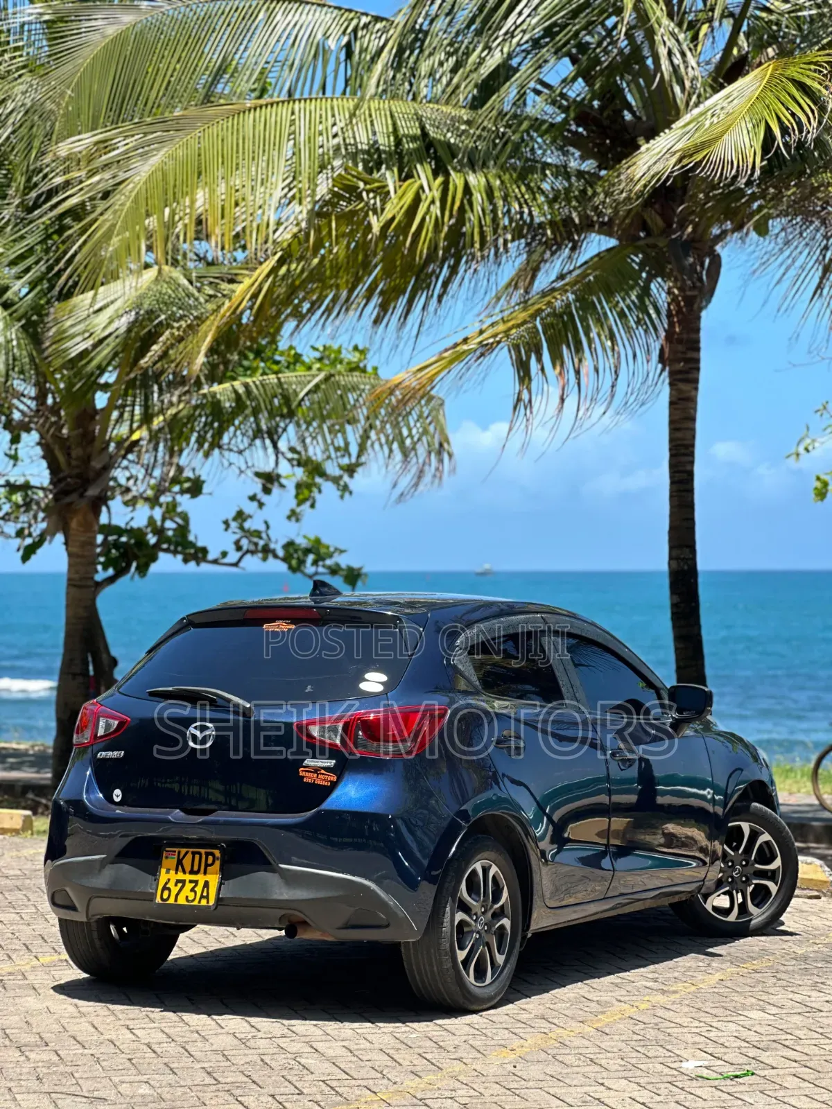 Mazda Demio 2016 Blue