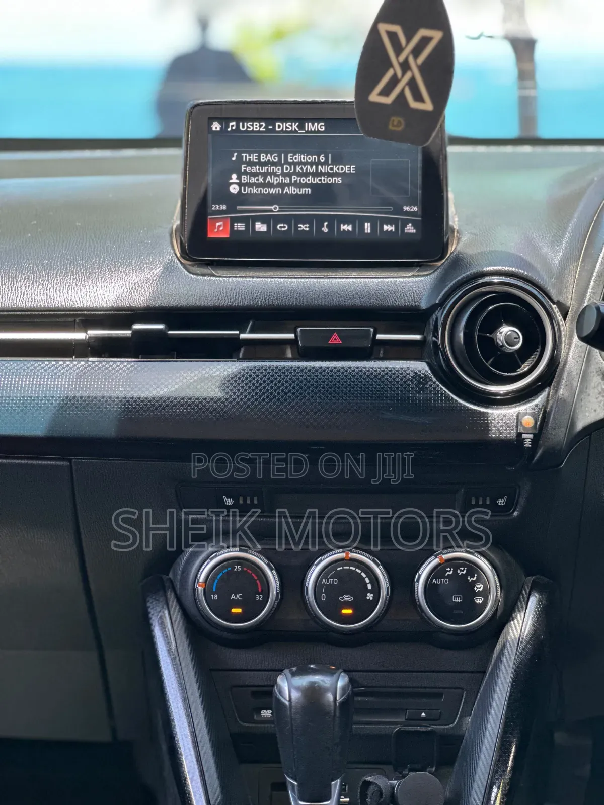Mazda Demio 2016 Blue