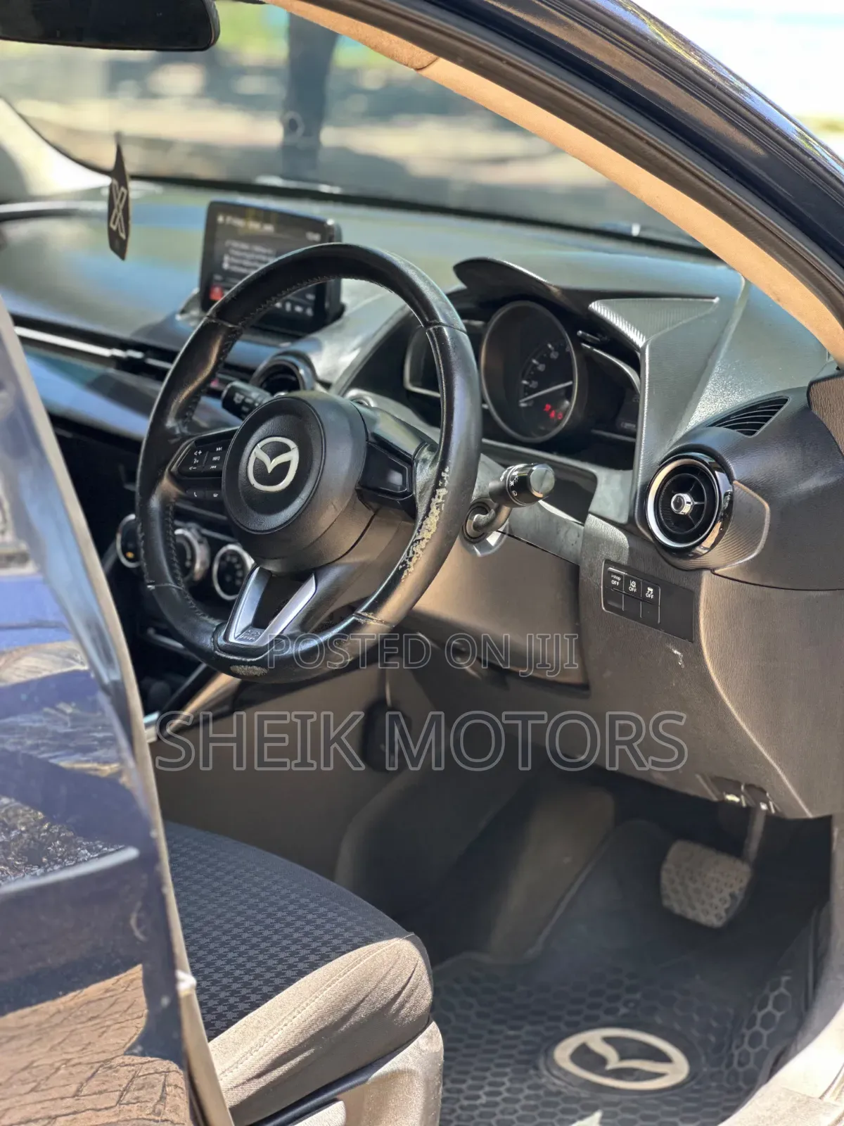 Mazda Demio 2016 Blue