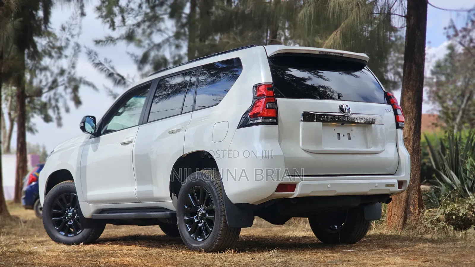 Toyota Land Cruiser Prado 2.8 2022 White