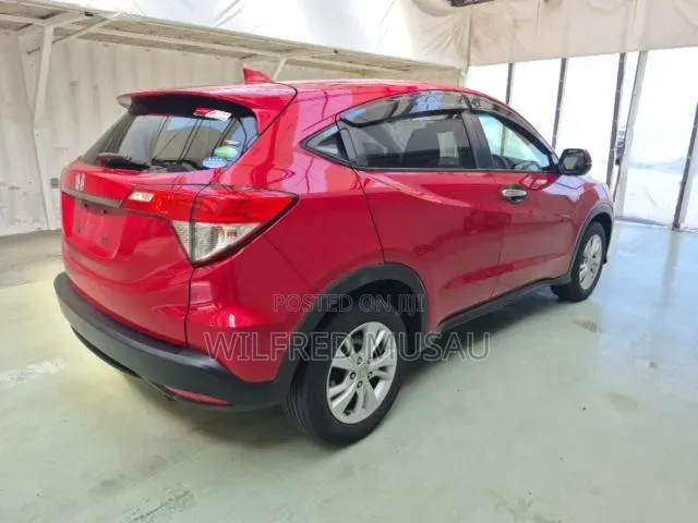Honda Vezel 1.5 2WD 2020 Red