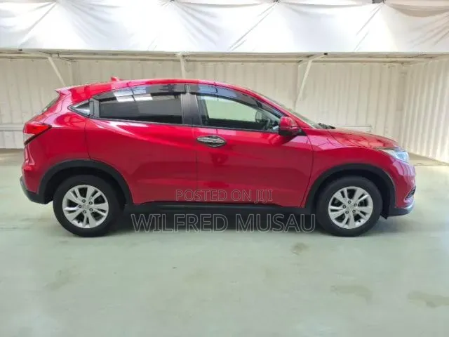 Honda Vezel 1.5 2WD 2020 Red
