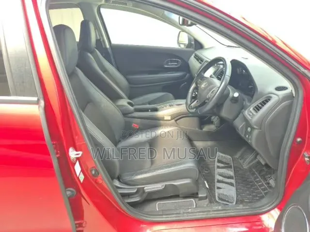 Honda Vezel 1.5 2WD 2020 Red